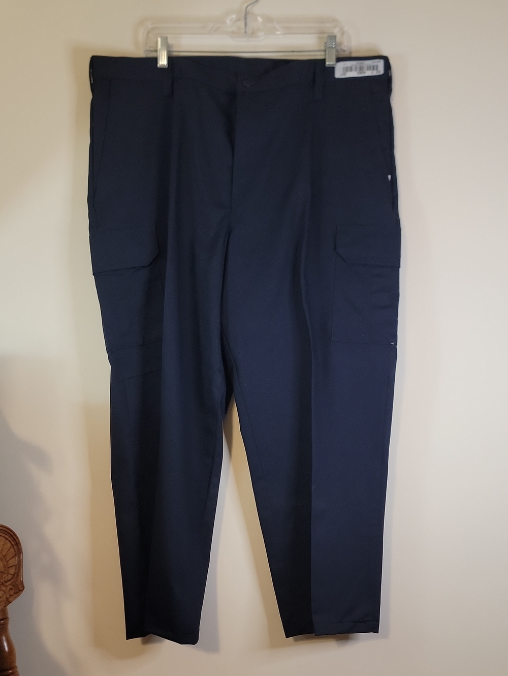 Men's Navy Cargo Pants with Utility Pockets NWT Cintas